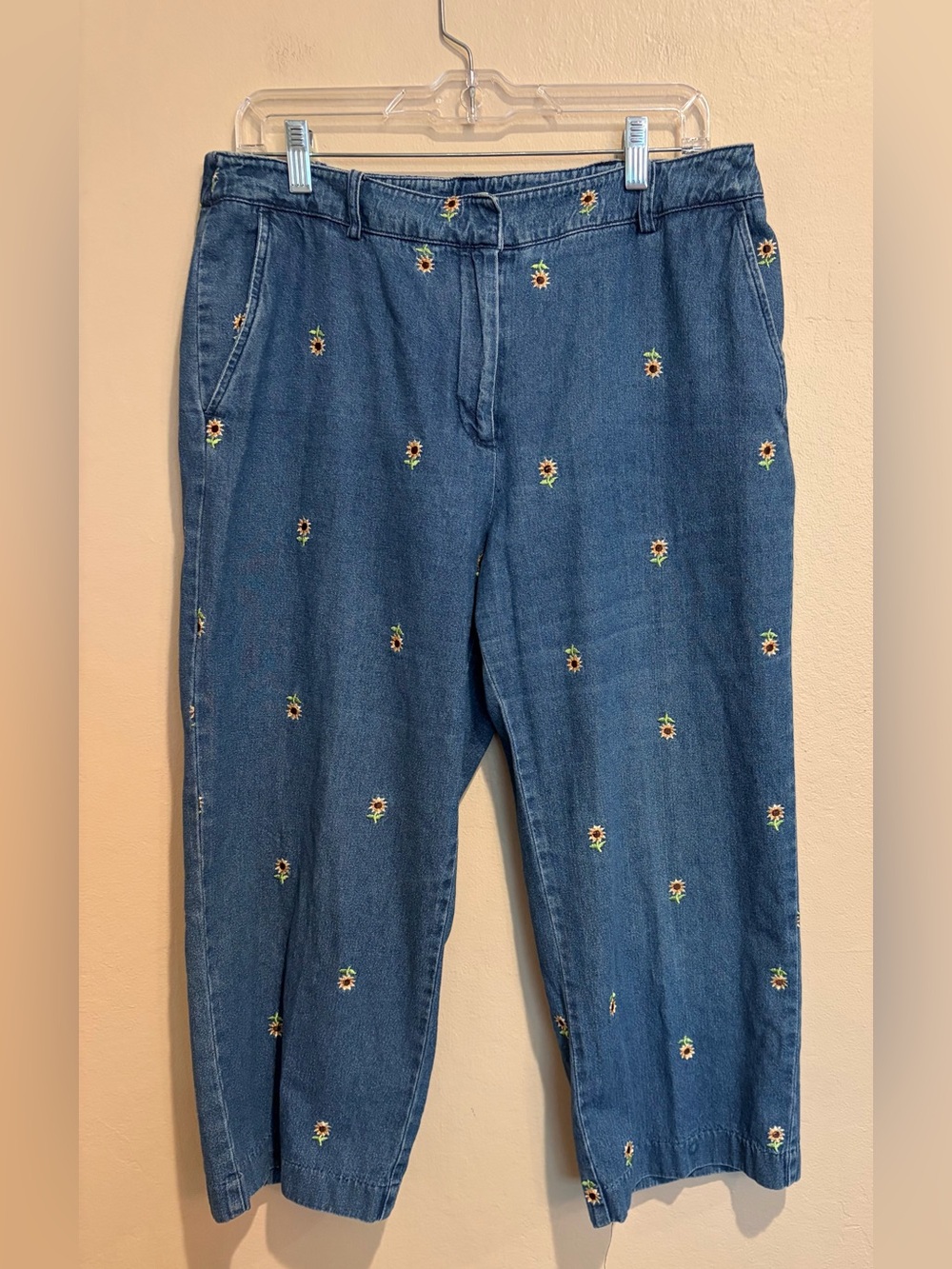 Adorable Denim Capri Pants with Little Yellow Embroidered Sunflowers, size 12